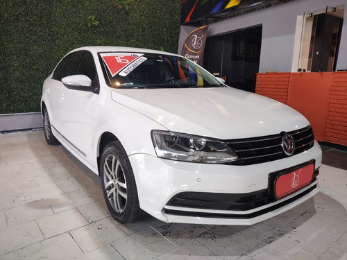 Volkswagen Jetta 2.0 Comfortline Flex Aut 4p