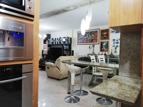Imagen 11 de 27 de Town House, Conjunto Residencial Villas Del Este, Guatire, Estado Miranda. Mm