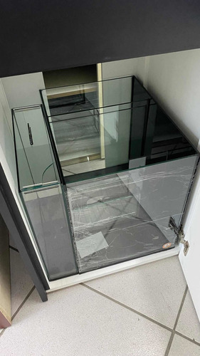 Imagem 5 de 9 de Aquario Cubo 50x50x50 + Sump - Vidro 8mm + Movel Preto