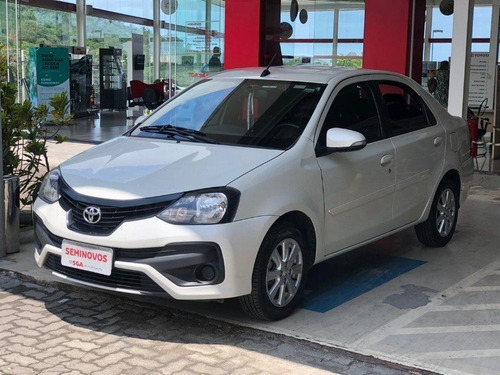 Toyota Etios Sd X Plus Mt