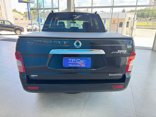 SsangYong Actyon 2.2 Dlx Cab. Dupla 4x4 Aut. 4p