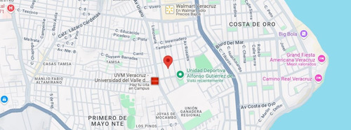 Propiedad Con Cochera Cerrada Para 2 Autos. Cuenta Con Amplias Recámaras Y Patio Trasero. A Dos Cuadras De Uvm Veracruz Y A Sólo 5 Minutos De Walmart, Costco, The Home Depot Y Office Depot. Muy C