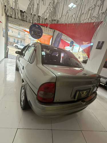 Chevrolet Corsa Classic 1.0 Spirit Flex Power 4p