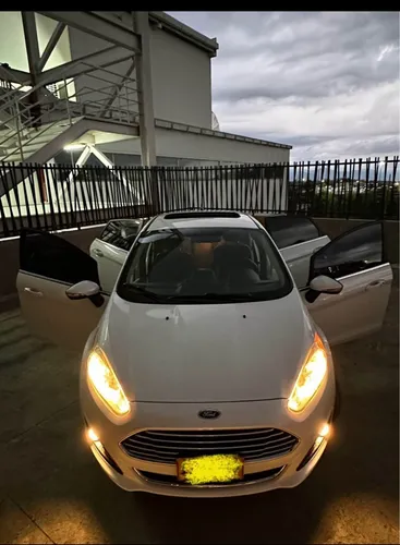 Ford Fiesta 1.6 Titanium Mt