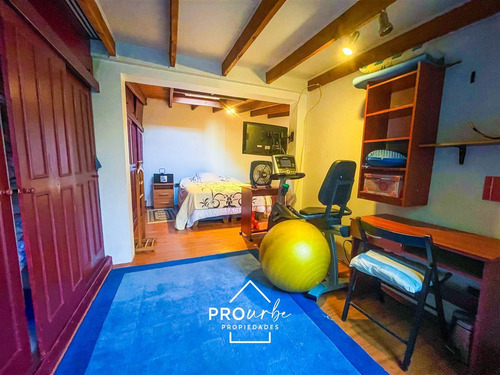 Venta Casa,los Dominicos Las Condes, 4 Dormitorios, Piscina.
