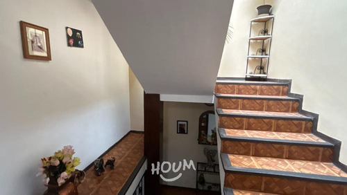 Casa En Villa De Aragón, Gustavo A. Madero Con 5 Recámaras, 250 M², Id: 151522