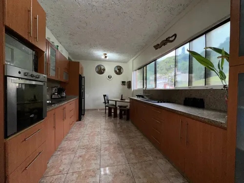 Vendo Casa 210m2 El Hatillo