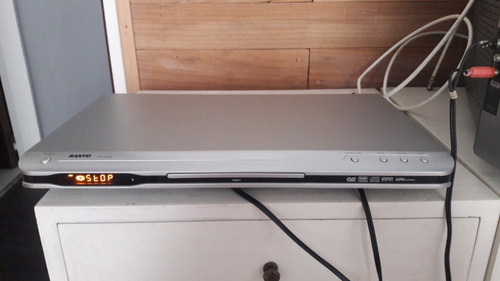 Reproductor Dvd Sanyo 9206u Poquisimo Uso