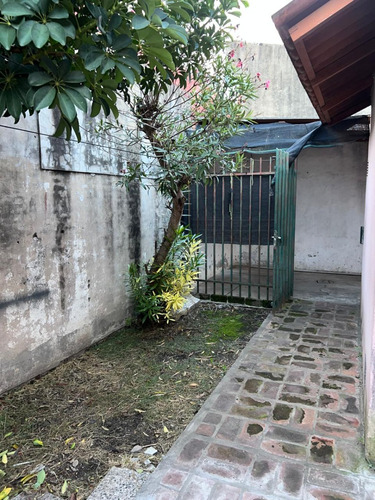Venta!! Casa A Reciclar Hurlingham