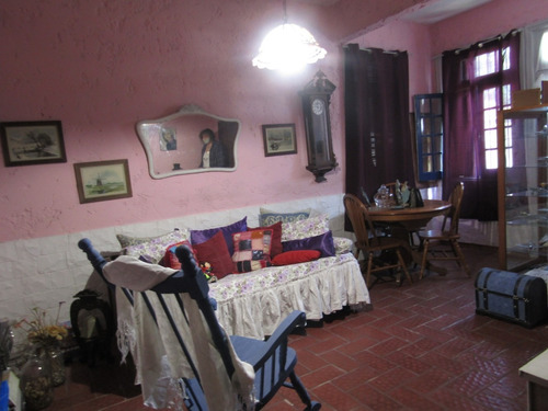 Excelente Ubicación!! Próxima Al Centro De Colón!!