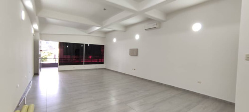 Se Vende O Alquila Local Comercial En El Cc Pinar