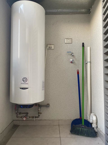Depto En Venta De 2 Dorm - La Florida - Excelente Ubicación