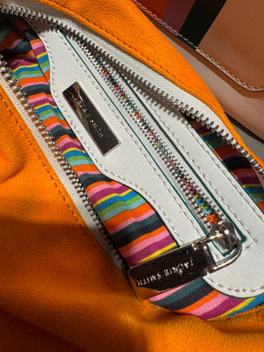 Cartera Jackie Smith Cuero - Interior Removible- Marianlomas Blanco Rayas Níquel Blanco (Usado)