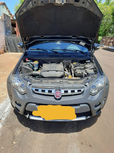 Fiat Strada 2015 1.8 16v Adventure Ce Flex 2p