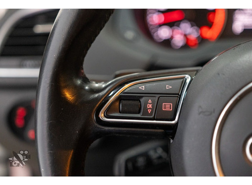 Audi Q3 1.4 TFSI AMBIENTE FLEX 4P S TRONIC