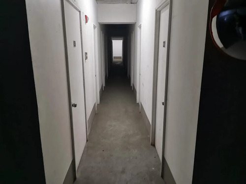 Venta Bodega Edificio Habitacional En Maipú