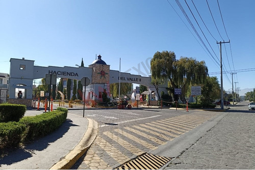 Casa En Venta En Hacienda Del Valle Ii, San Mateo Otzacatipan, Toluca