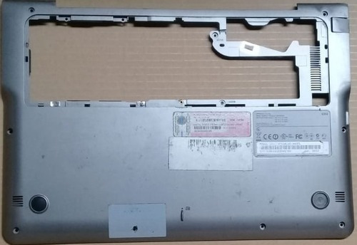 Puntotecno - Base Inferior Notebook Samsung Np530u3c Desarme