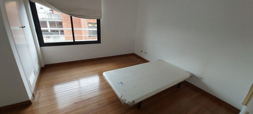 Imagen 9 de 12 de Apartamento Venta Urb Miranda Mls 20-18420