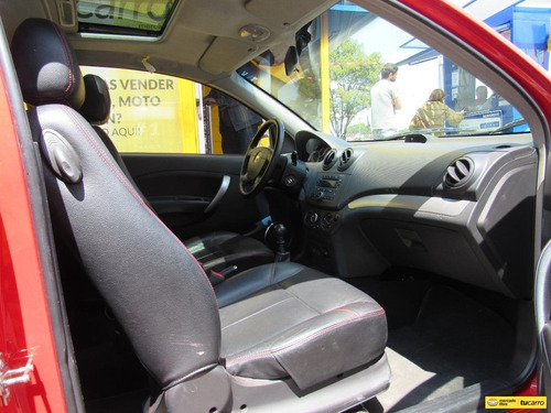 Imagen 8 de 25 de Chevrolet Aveo Emotion 1.6 Transformer