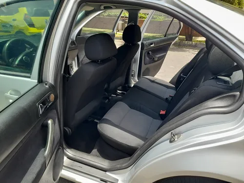 Volkswagen Jetta 2.0 Trendline
