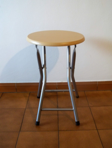 Imagen 3 de 3 de Combo Mesa Plegable Multiusos 70 X 50 X 71.5 Cm Y Banco