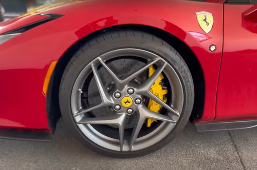 Ferrari F8 3.9 V8 Spider At