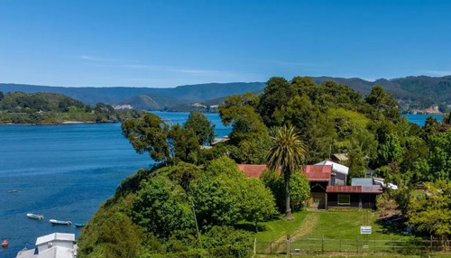 Terreno En Venta, Hosteria Con Cabañas, Vista Privilegiada