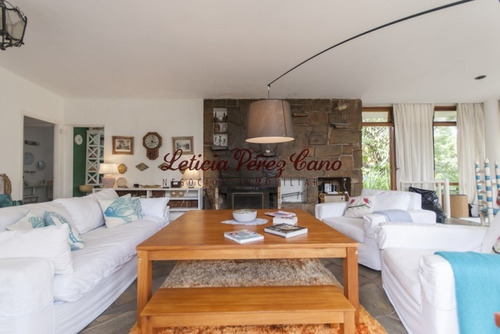 Venta Casa 3 Dormitorios En Pinares- Ref: 18720
