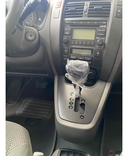 Hyundai Tucson 2.0 MPFI GLS 16V 143CV 2WD GASOLINA 4P AUTOMÁTICO