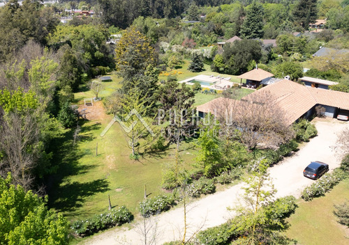 Limache, Espectacular Casa Familiar En Terreno De 6500mt