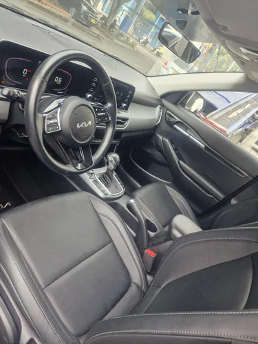 Kia Seltos 2.0 Zenith 4X2