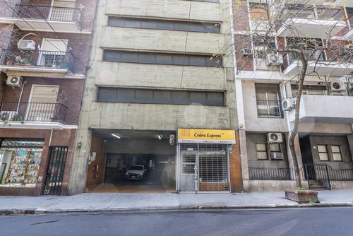 Venta Cochera En Recoleta. Acepta Permuta Mismo O Menor Valor. Excelente Estado Y Ubicación.
