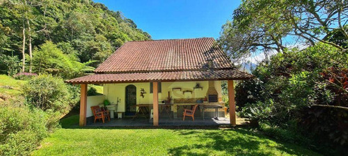 Imagem 14 de 29 de Casa Com 3 Dormitórios À Venda, 149 M² Por R$ 890.000,00 - Vargem Grande - Teresópolis/rj - Ca1280