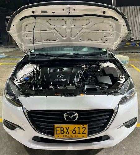 Mazda 3 2.0 Touring At