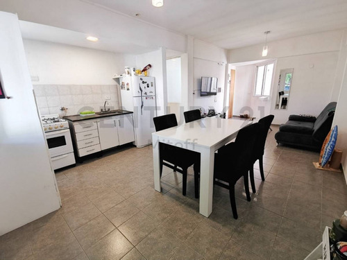 Imagen 5 de 13 de Departamento En Venta De 2 Dormitorios En La Plata