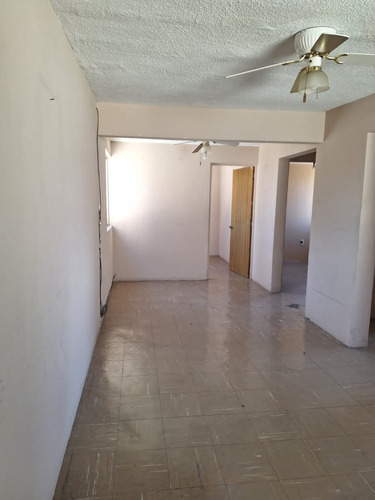 Excelente Departamento De Dos Recámaras Y Un Baño