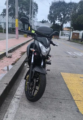 Ns 200