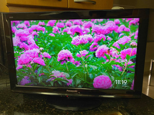 Imagen 1 de 4 de Televisor Panasonic Lcd Viera 32 Pulgadas