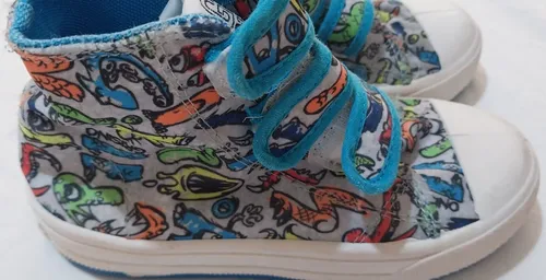 Zapatillas grisino para 2025 niños