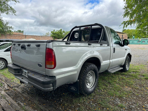 Ford F-100 3.9 Cab. Simple Xl Plus Mp3+4x2