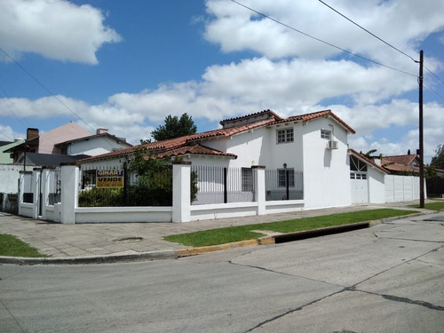 Casa En Venta En Monte Grande