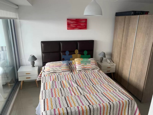 Apartamento De 1 Dormitorio En Venta A Metros Del Puerto De Punta Del Este - Ref : Eqp5990