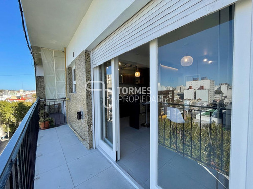 Imagen 30 de 30 de Tour Virtual Departamento Venta 2 Ambientes Reciclado Con Balcón Corrido ~ Macrocentro Mar Del Plata