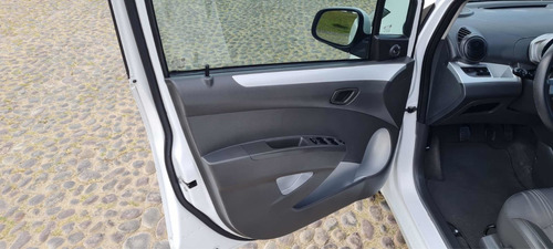 Imagen 10 de 13 de Chevrolet Spark 2016 1.2 Ltz Classic Mt