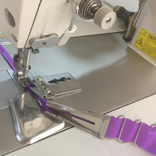 Accesorio Para Máquinas De Coser Industriales Overlock Binde