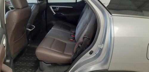 Toyota SW4 2.8 Srx 177cv 4x4 7as At