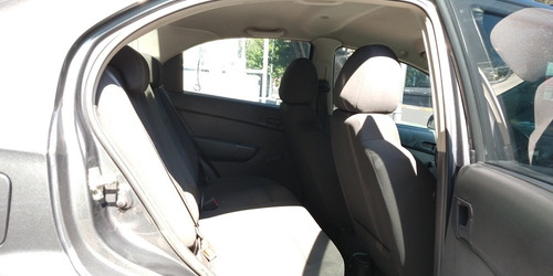 Imagen 14 de 15 de Chevrolet Aveo 2017 1.6 Ls Aa Radio Nuevo Mt