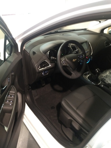 Chevrolet Cruze 5p Premier 2 At