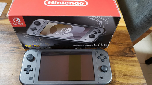 Nintendo Switch Lite32gb Dialga & Palkia Edition Color Gris (Usado)